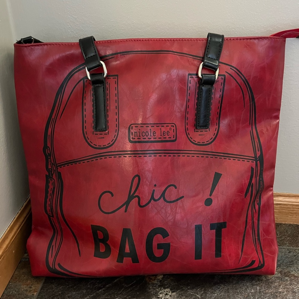 Nicole Lee USA red black Chic bag it interior pockets zips closed purse tote bag